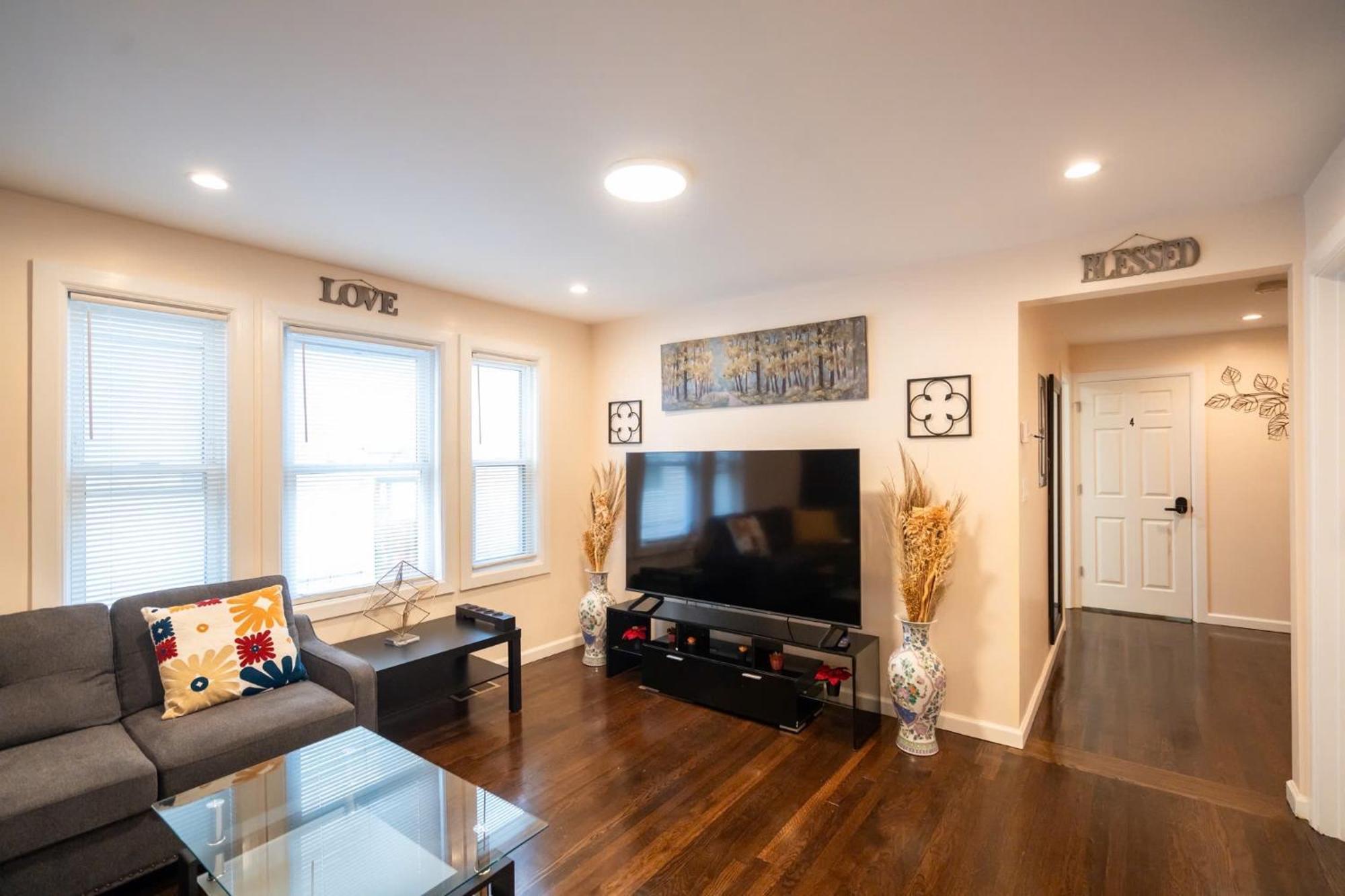 30-1 4Br Boston - Comfortable Apt Near Mbta Екстериор снимка